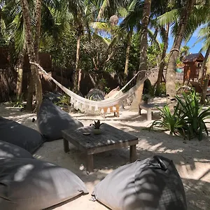 kitesurfers-paradise-condo-jacuzzi-deck-pool.quintano-roohotels.com/